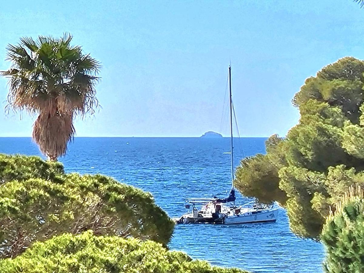 Petit Coin De Paradis Les Pieds Dans L'Eau La Londe-les-Maures Bagian luar foto
